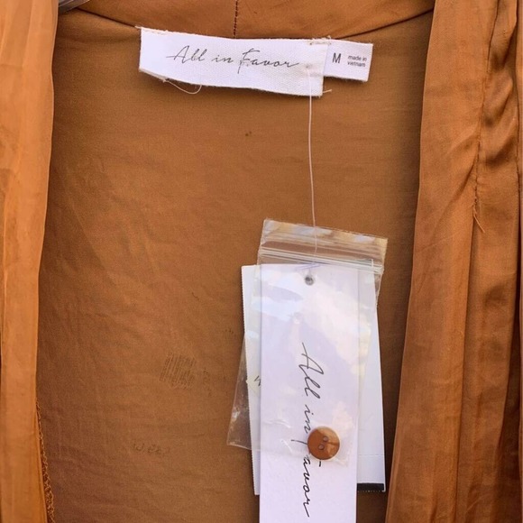 All In Favour Womens Faux Wrap Top Brown Long Sleeve V Neck M New - Picture 3 of 7